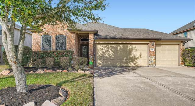 Photo of 212 Echo Brook Ln, Dickinson, TX 77539