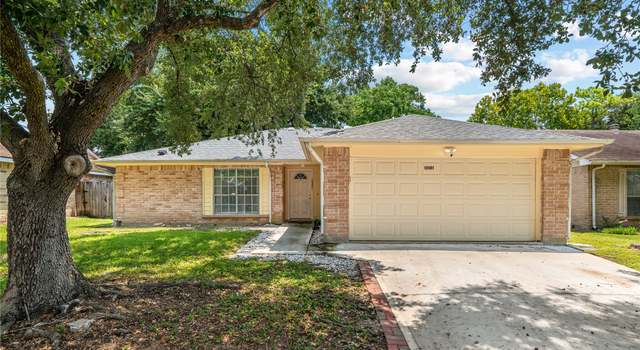 Photo of 10731 Forest Leaf Dr, Sugar Land, TX 77498