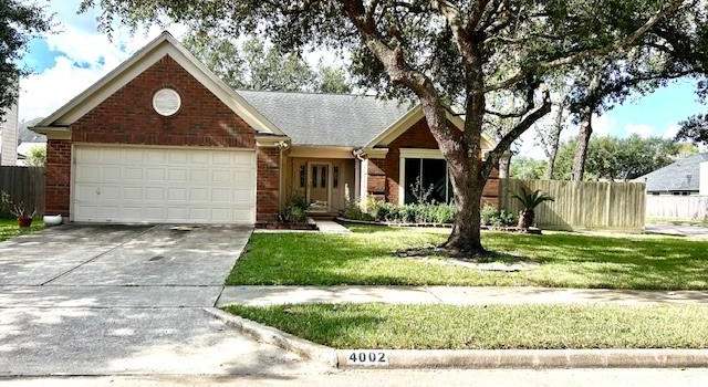 Photo of 4002 Fernwood Dr, Pearland, TX 77584