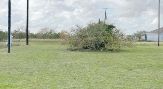 Photo of 117 Dogfish Dr, Palacios, TX 77465