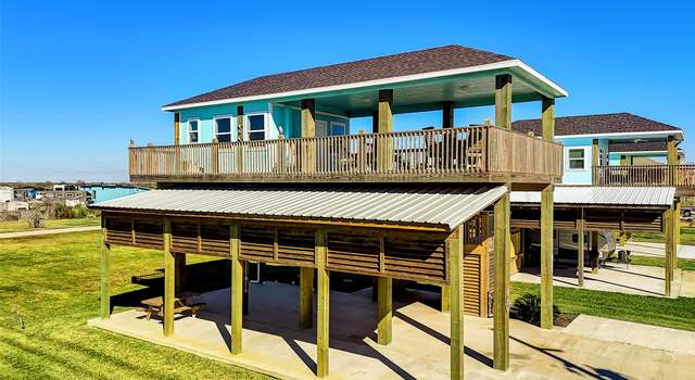Photo of 109 Ocean Tide Dr, Crystal Beach, TX 77650