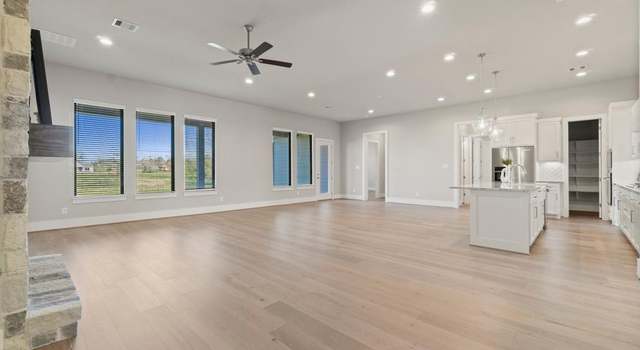 Photo of 11582 Chapel Bend Dr, Montgomery, TX 77356