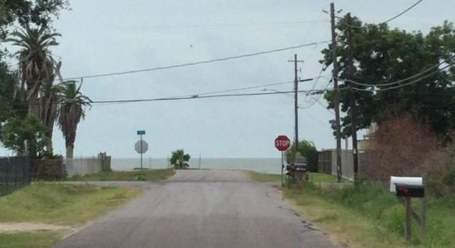 Photo of 628 4th St, San Leon, TX 77539
