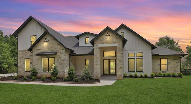 Photo of 26207 Crown Ct, Montgomery, TX 77316