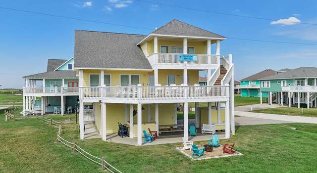 Photo of 961 Hamilton Dr, Crystal Beach, TX 77650