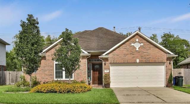Photo of 109 Ravenknoll Ct, League City, TX 77573