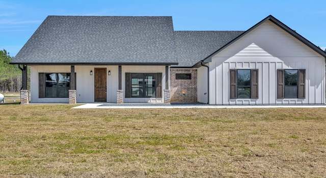 Photo of 105 Ralph Nerren Rd, Huntington, TX 75949