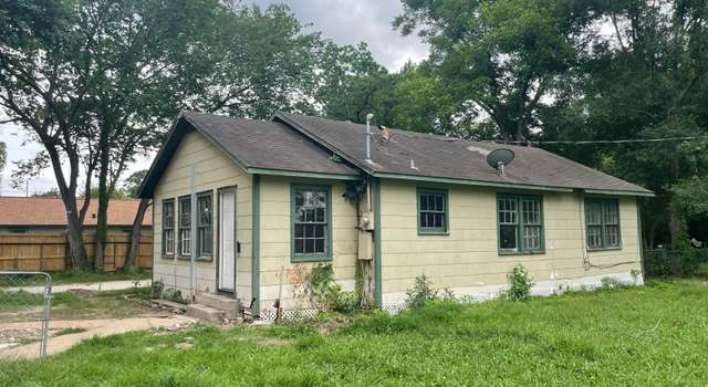 Photo of 514 7th St, Humble, TX 77338
