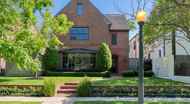 Photo of 2031 Wroxton Rd, Houston, TX 77005