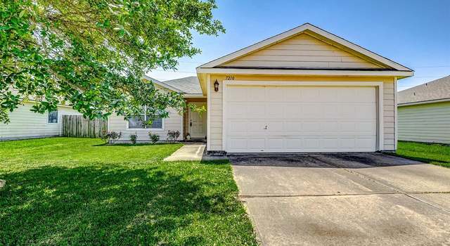 Photo of 7210 Towering Pine Ln, Richmond, TX 77469