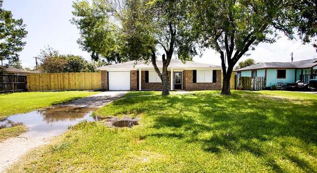 Photo of 2615 6th Ave N, Texas City, TX 77590