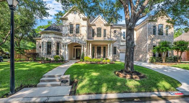 Photo of 6122 Country Falls Ln, Kingwood, TX 77345