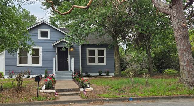 Photo of 724 Eagle Lake Rd, Sealy, TX 77474