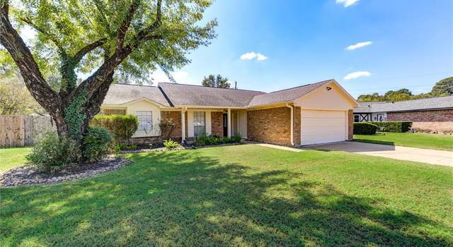 Photo of 9811 Thistle Trail Dr, Houston, TX 77070