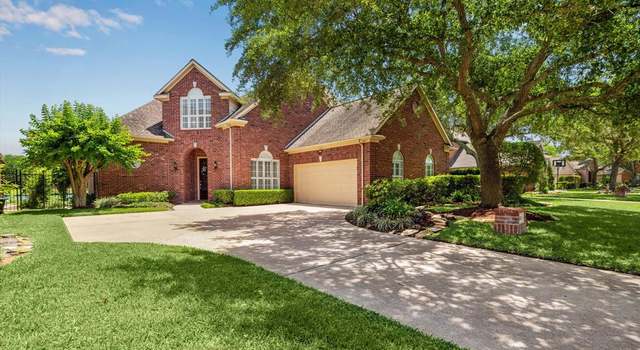 Photo of 418 Brook Shore Ct, Sugar Land, TX 77478