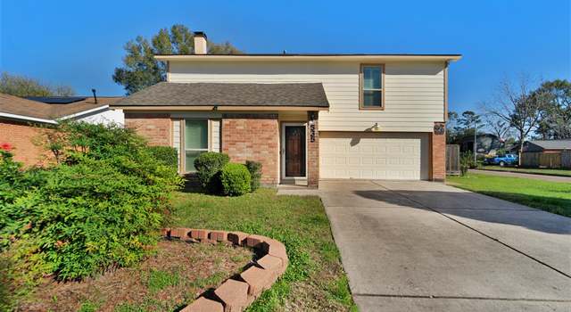 Photo of 535 Bienville Ln, Houston, TX 77015