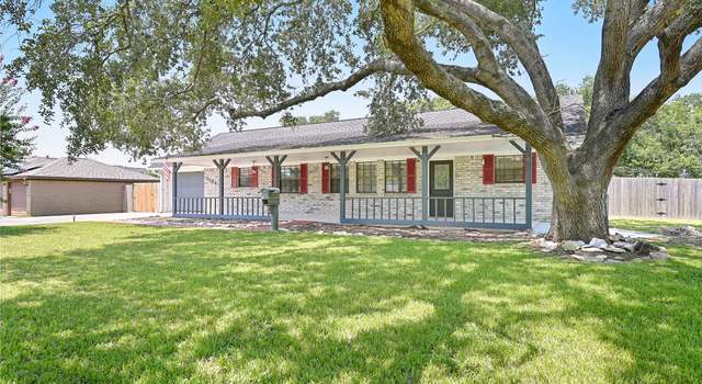 Photo of 1104 Western Ave, Angleton, TX 77515