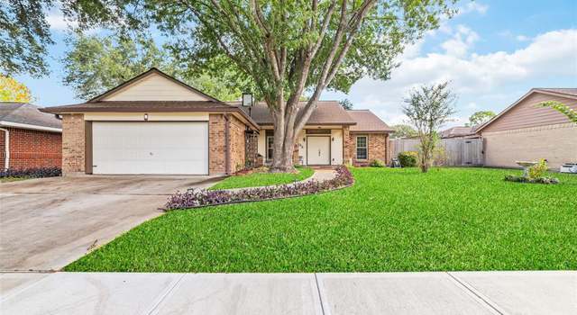 Photo of 2303 Anthony Ln, Pearland, TX 77581
