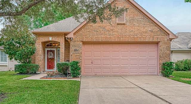 Photo of 934 Peach Blossom Dr, Pearland, TX 77584