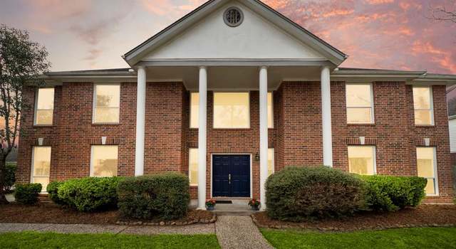 Photo of 1708 Falcon Ridge Blvd, Friendswood, TX 77546