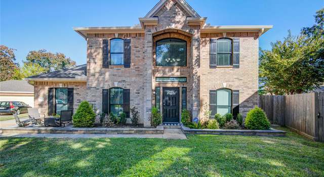 Photo of 17418 Apache Hills Dr, Tomball, TX 77377