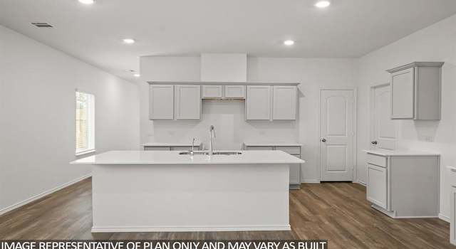 Photo of 1350 Heather Rosewood Ln, Conroe, TX 77301