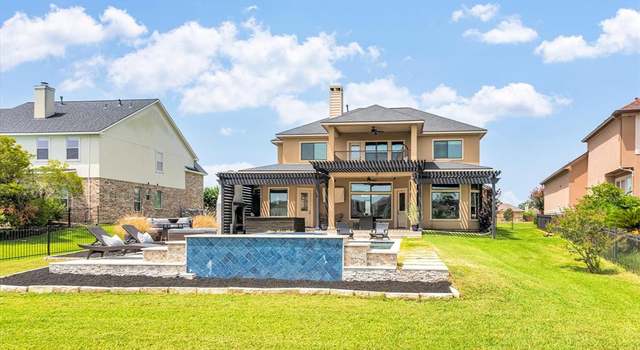 Photo of 18891 Serene Water Dr, Montgomery, TX 77356