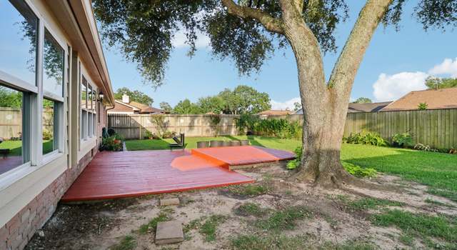 Photo of 806 Seacliff Dr, Houston, TX 77062