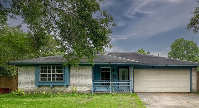 Photo of 108 Crestview Dr, Hitchcock, TX 77563