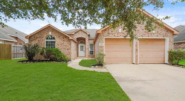 Photo of 4603 Cedar Hill Dr, Pearland, TX 77584