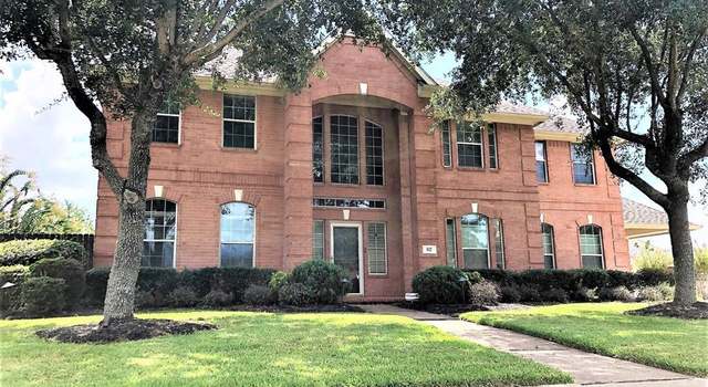 Photo of 517 W Lake Dr, Friendswood, TX 77546