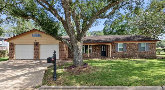 Photo of 611 Dan St, East Bernard, TX 77435