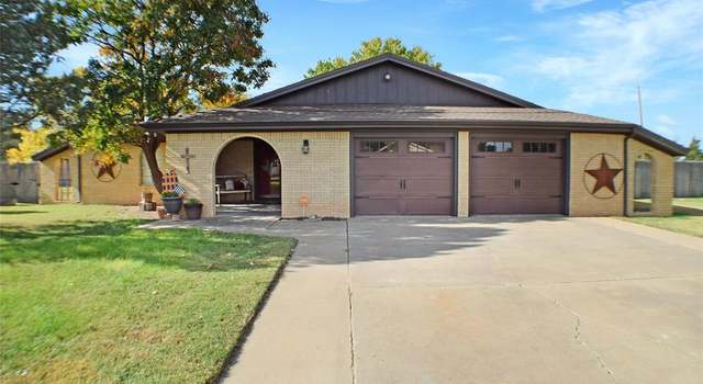 Photo of 1507 W 7th St, Friona, TX 79035