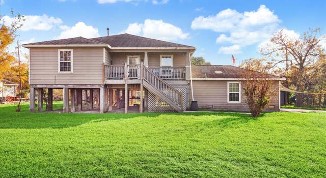 Photo of 123 Oakdale St, Shoreacres, TX 77571