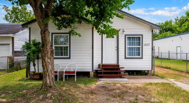 Photo of 1807 Nashby St, La Marque, TX 77568