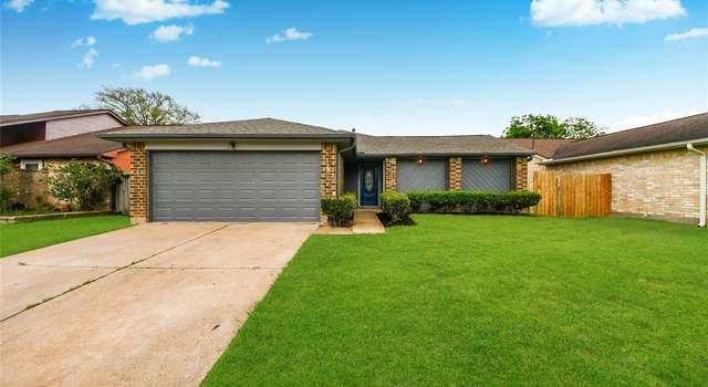 Photo of 15418 Evergreen Place Dr, Houston, TX 77083