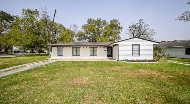 Photo of 7471 Lakehurst Dr, Houston, TX 77087