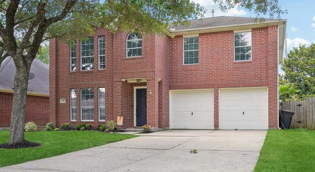 Photo of 132 Rocky Cove Ln, Dickinson, TX 77539