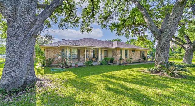 Photo of 12712 Woody Rd, Brookside, TX 77581