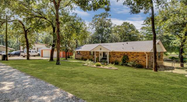 Photo of 29133 E Lake Dr, Hempstead, TX 77445