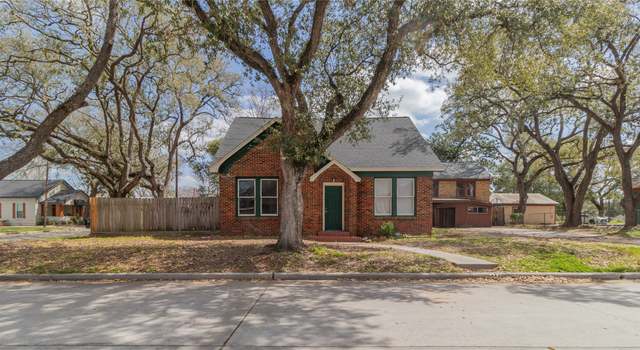 Photo of 408 & 414 N Ave C St, Humble, TX 77338