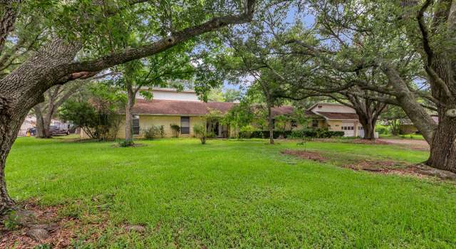 Photo of 3405 E Circle Dr, Pearland, TX 77581