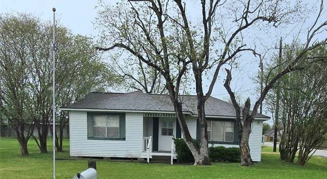 Photo of 125 S Nugent St, La Porte, TX 77571