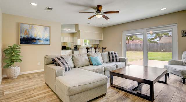 Photo of 5522 Duxbury St, Houston, TX 77035