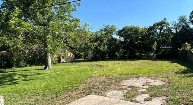 Photo of 2001 Durrain Ferry Rd, Baytown, TX 77521