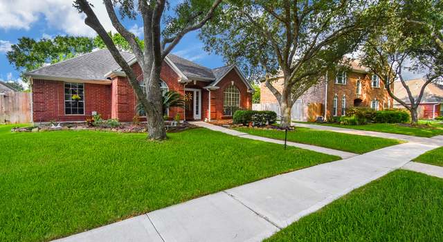 Photo of 6222 Dew Bridge Dr, Sugar Land, TX 77479