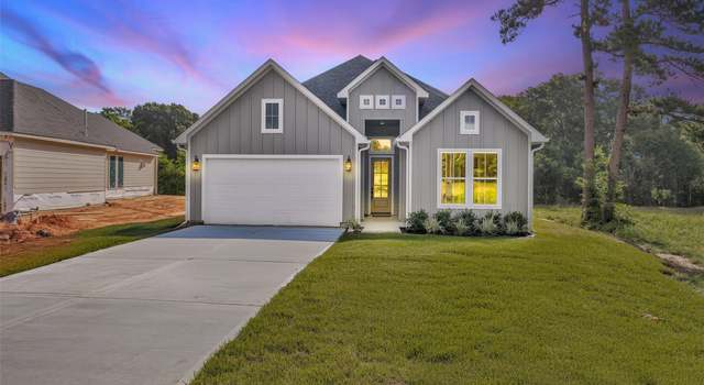 Photo of 1206 Ada St, New Waverly, TX 77358