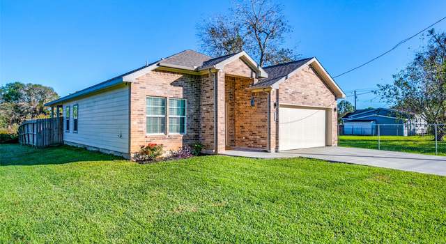 Photo of 316 Crockett St, Texas City, TX 77591
