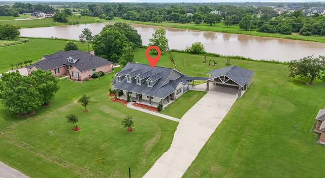 Photo of 303 Cavalry Trail Dr, Rosharon, TX 77583