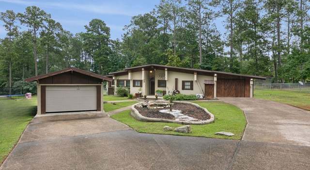 Photo of 1213 Lakeshore Dr, Brookeland, TX 75931